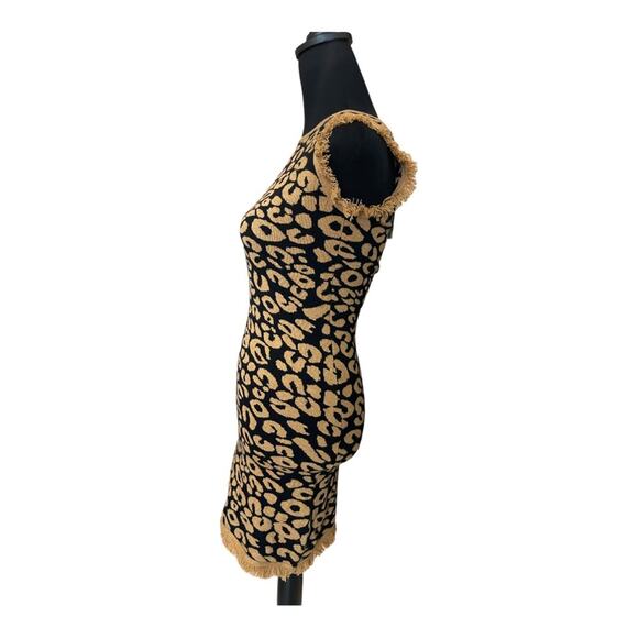 New ~ THML ~ Leopard Print Knit Dress XS HOT - Picture 3 of 7